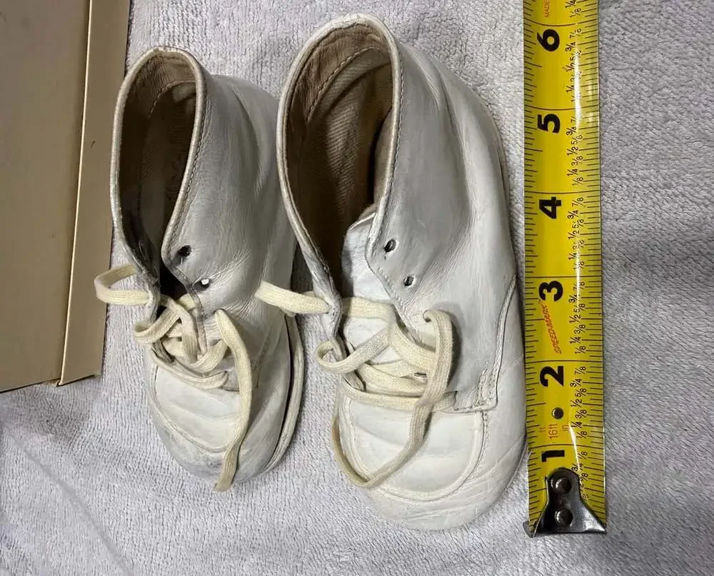 Childcraft Vintage White Leather Baby Shoes In Box